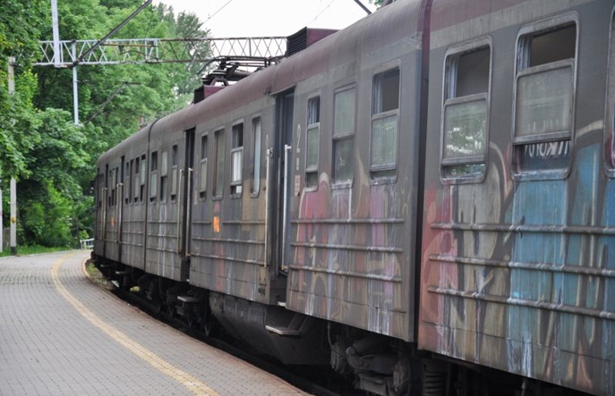 Problem z brudnymi pociągami na Śląsku. KŚ: Sytuacja już się poprawiła