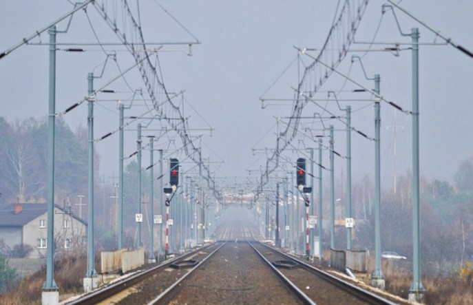Coraz bliżej 200 km/h między Grodziskiem a Idzikowicami