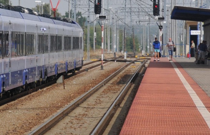 Dłuższe perony w Nowym Dworze Mazowieckim i nowy peron w Bogaczewie