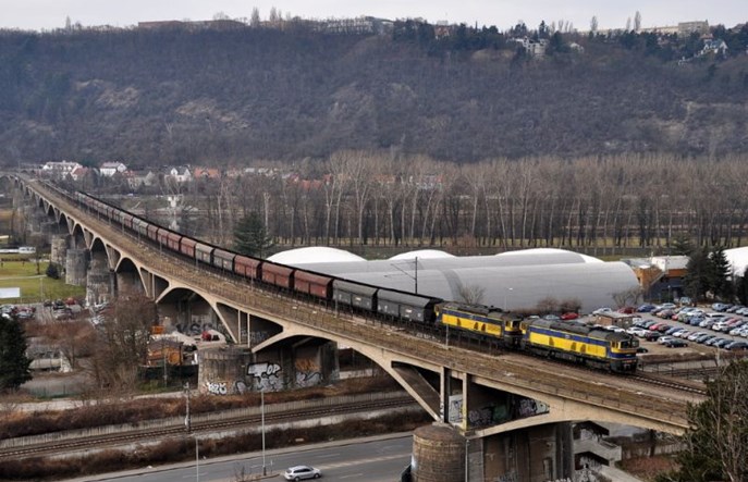 PKP Cargo zamiast spłacić współwłaściciela AWT uruchomi z nim projekt taborowy