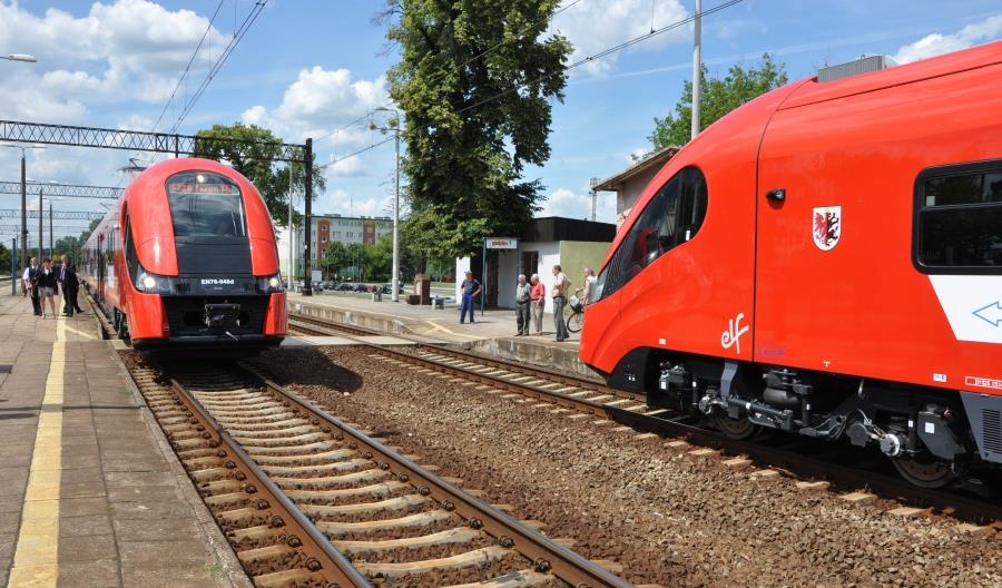 PKP PLK kontynuują prace torowe miedzy Kutnem a Toruniem PKP PLK kontynuują prace torowe miedzy Kutnem a Toruniem
