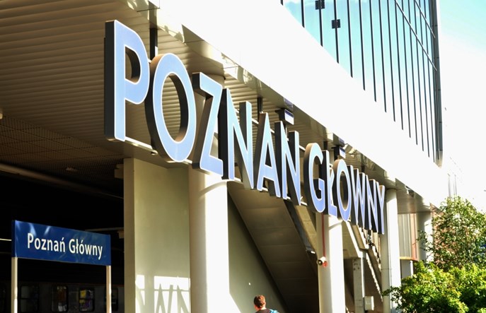 Groźnie w tunelu pod dworcem Poznań Główny