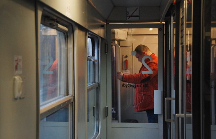 14 godzin opóźnienia IC Wawel. PKP Intercity tłumaczy, dlaczego tak się stało