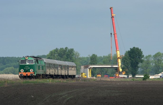 PKP SA obejmie większość udziałów w PLK