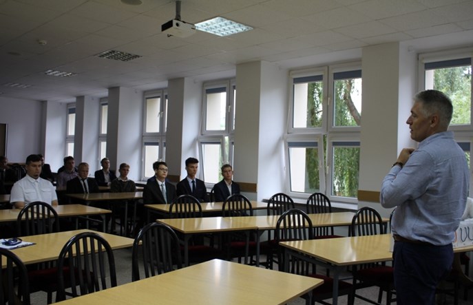 Koleje Mazowieckie inwestują w uczniów klas kolejowych