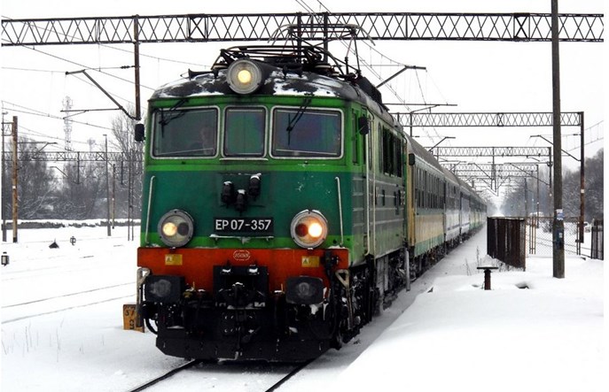 Po incydencie w Tłuszczu: Warszawscy maszyniści IC zapoznają szlak na Białystok