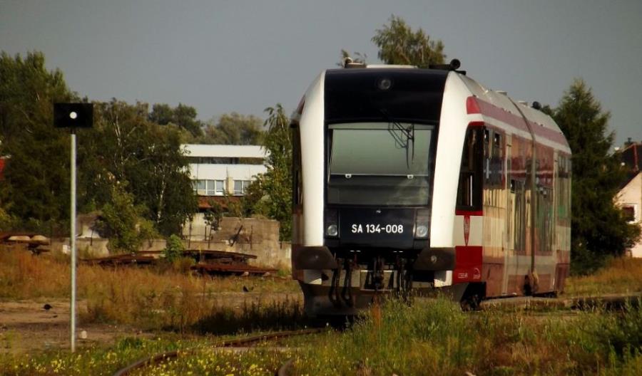 Adamczyk żąda wyjaśnień w sprawie ucznia, zarząd KW broni konduktora Adamczyk żąda wyjaśnień w sprawie ucznia, zarząd KW broni konduktora