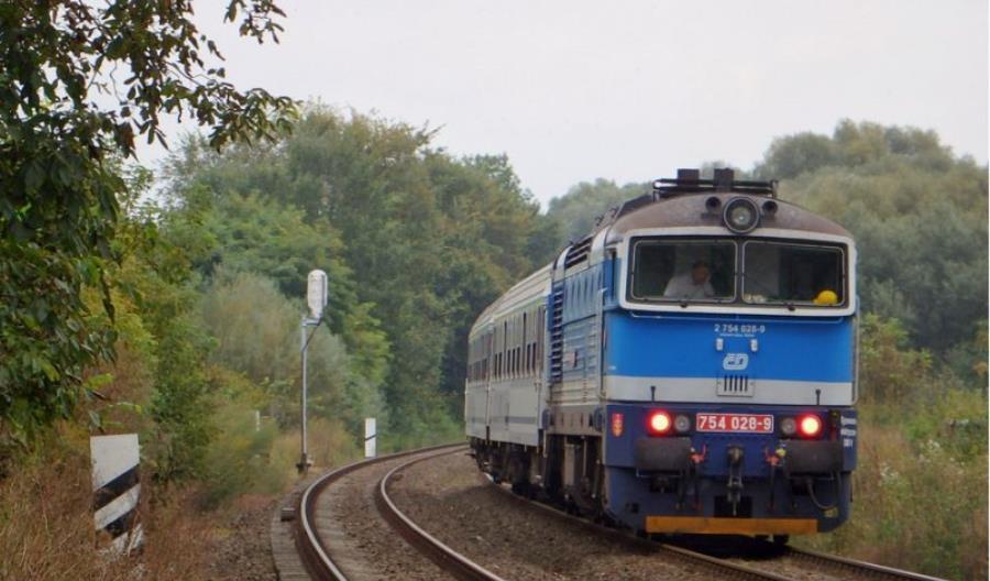 PKP Intercity: Jedna oferta na dzierżawę lokomotyw, jedna na modernizację SM42