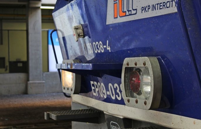 PKP Intercity unieważnia drugą część zamówienia na naprawy EP09
