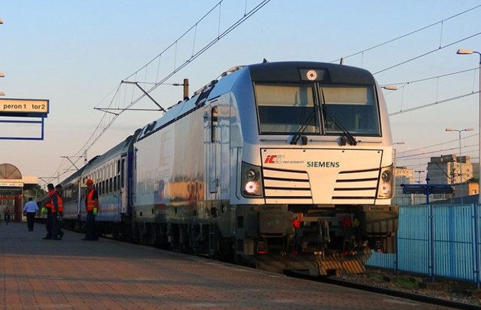 Zaskakujące oferty w przetargu na nowe lokomotywy PKP IC