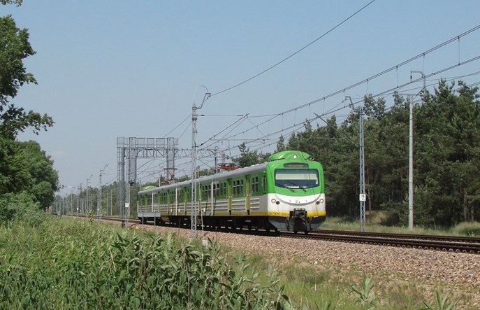 EN71KM w zastępstwie za dwa Elfy2 Kolei Śląskich