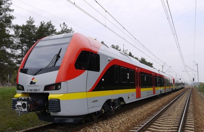 ŁKA: Nowe połączenia kolejowo-autobusowe