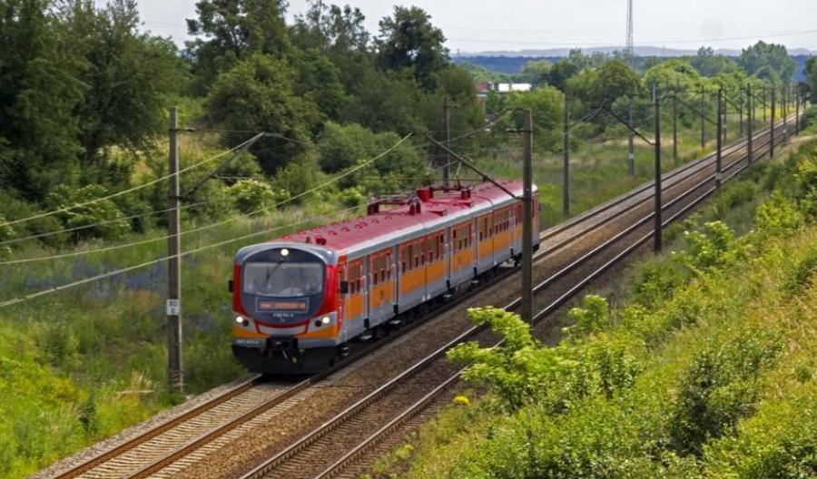 Zmiana przewoźnika na trasie Słupsk – Trójmiasto. SKM pożegna się bezpłatnym pociągiem