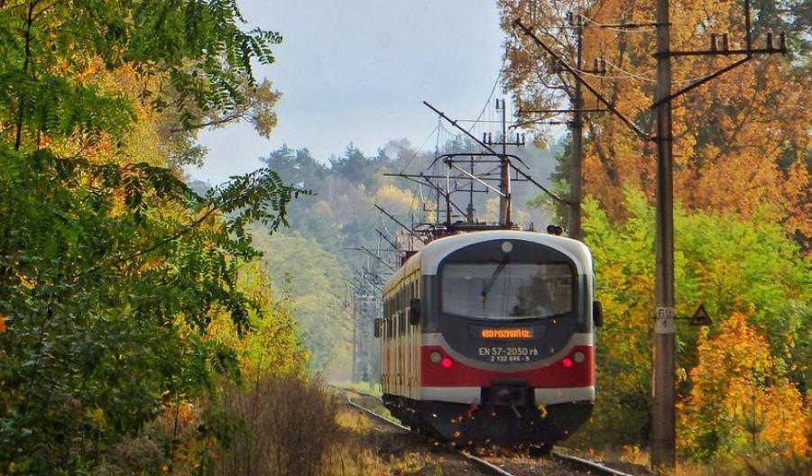 Drugi tor na linii Poznań – Piła możliwy, ale niepotrzebny Drugi tor na linii Poznań – Piła możliwy, ale niepotrzebny