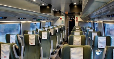 Wiemy jakie mają być pociągi KDP PKP Intercity. Klasa grand i nowe bistro