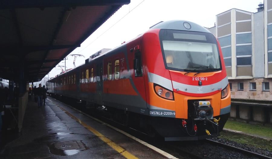 Zmodernizowane EN57 PolRegio szybciej na Pomorzu Zmodernizowane EN57 PolRegio szybciej na Pomorzu