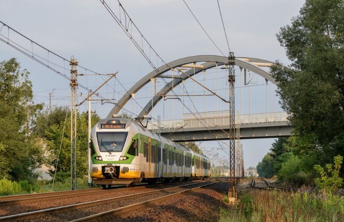 Koleje Mazowieckie przewiozły o ponad milion pasażerów więcej