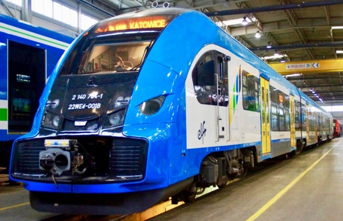 Pierwszy czteroczłonowy Elf2 z dopuszczeniem do eksploatacji