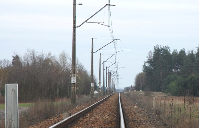 Wydłuża się projektowanie modernizacji linii do Radomia. Będzie opóźnienie inwestycji?