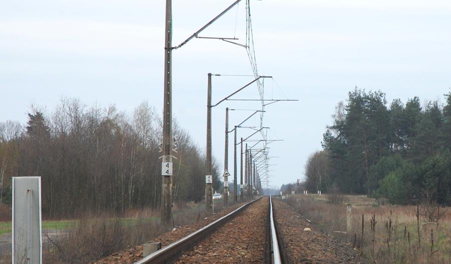 Wydłuża się projektowanie modernizacji linii do Radomia. Będzie opóźnienie inwestycji?