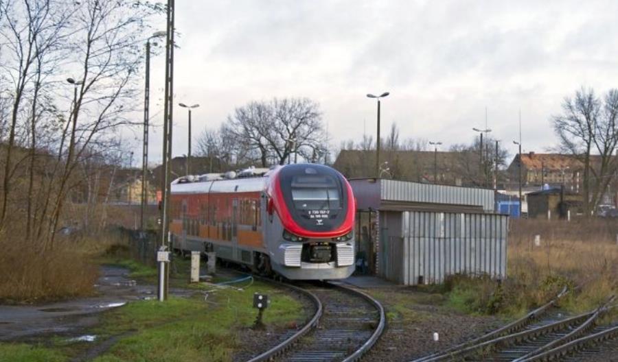 Przewozy Regionalne zostaną przekształcone w spółkę akcyjną Przewozy Regionalne zostaną przekształcone w spółkę akcyjną