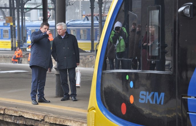 Struk: Ile do nowych pociągów SKM dorzuci się PKP?