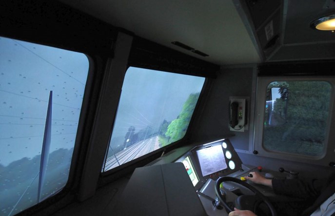 UTK: Powoli rośnie liczba maszynistów