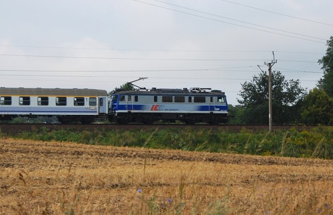 Oferta na przeglądy P4 lokomotyw EU07A przekroczyła kosztorys