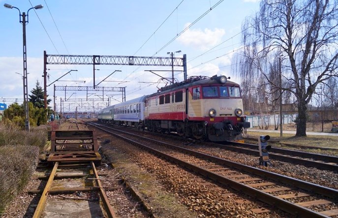 Kursowanie składów PKP Intercity a zmiana czasu na letni