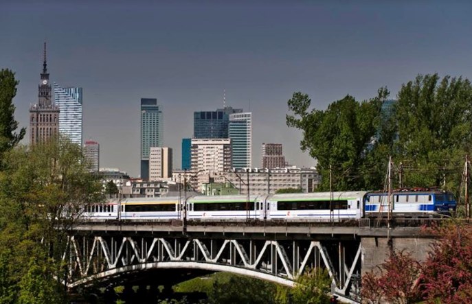 PKP Intercity będzie zamawiać dłuższe serie taboru