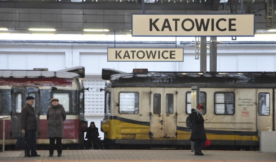 Koleje Śląskie mają problem z taborem. Zdarzają się odwołania pociągów Koleje Śląskie mają problem z taborem. Zdarzają się odwołania pociągów
