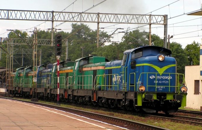 Punktualność przewozów towarowych dalej spada