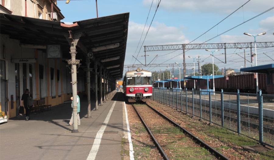 Ruszyło kolejowe wahadło na trasie Nowy Sącz – Stary Sącz Ruszyło kolejowe wahadło na trasie Nowy Sącz – Stary Sącz
