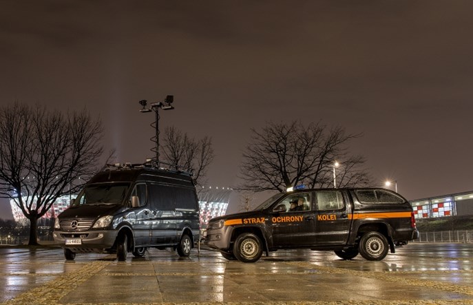 Dworzec w Kutnie areną walki między kibolami Legii a policją