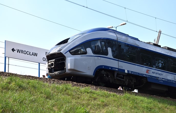 Kiedy w PKP Intercity pojadą nowe ezt i lokomotywy na 200 km/h?