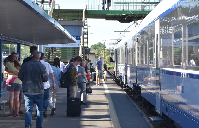 UTK: Kwiecień 2017 niezły dla kolei pasażerskiej