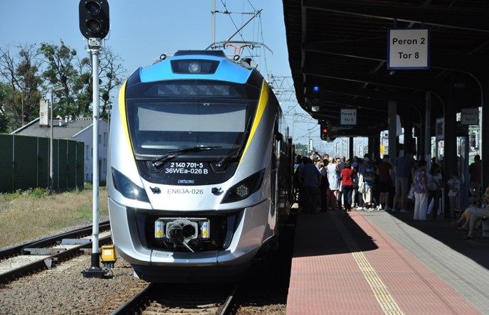 Mniej pasażerów na Opolszczyźnie. Urząd marszałkowski: Działamy, by trend się odwrócił