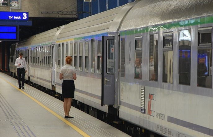 Związki zawodowe w PKP Intercity chcą podwyżek