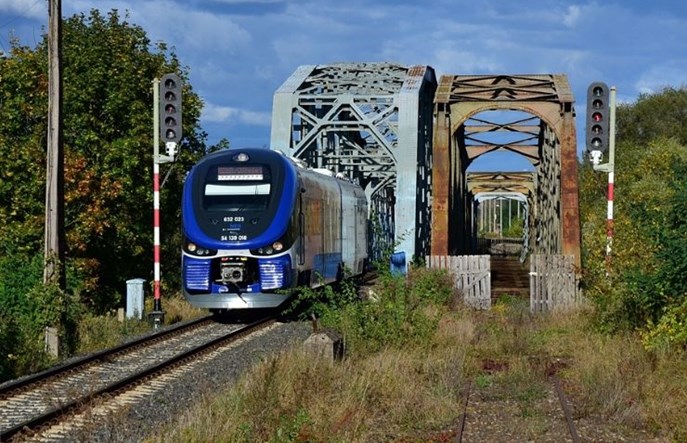 Polsko-niemiecki transport kolejowy: potrzebne działania w zakresie infrastruktury i połączeń dalekobieżnych