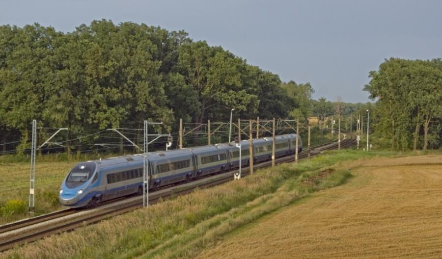 Jak idą prace nad przyspieszeniem pociągów do 230/250 km/h w Polsce? Jak idą prace nad przyspieszeniem pociągów do 230/250 km/h w Polsce?