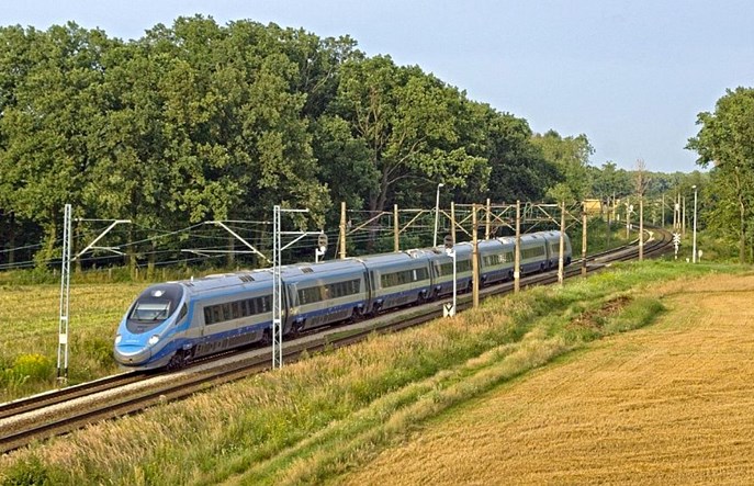 Kukiz i Arciuch. PKP IC wyjaśnia kolejne przypadki nieudanych podróży