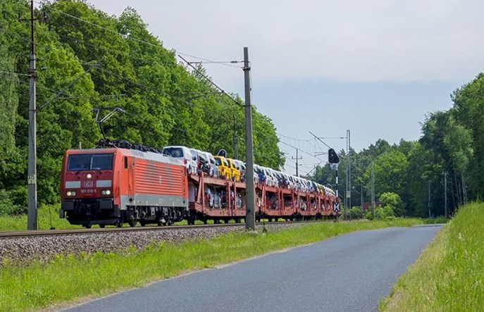 Trzy uwagi do nowej propozycji stawek PLK [aktualizacja]