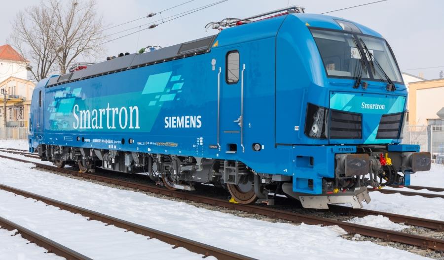 Siemens podpisał pierwszy kontrakt na dostawę lokomotyw Smartron