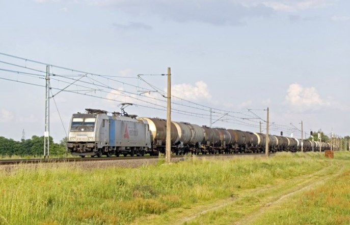 Średnia prędkość pociągów towarowych trochę wzrosła, ale dalej jest problemem