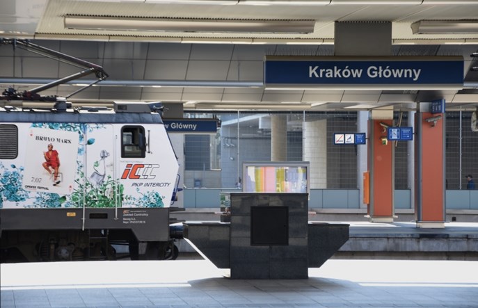 Opóźnione pociągi między Krakowem i Przemyślem zniechęcają do jazdy po nowej E30