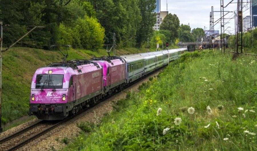 Pociąg Berlin – Warszawa. Niemcy wyłączyli wagony Pociąg Berlin – Warszawa. Niemcy wyłączyli wagony