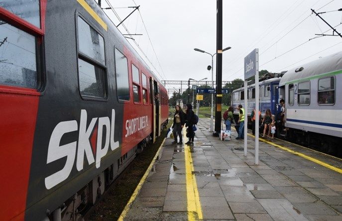 PKP Intercity szuka podwykonawcy dla odcinka Jasło – Zagórz. Znów pojedzie SKPL?