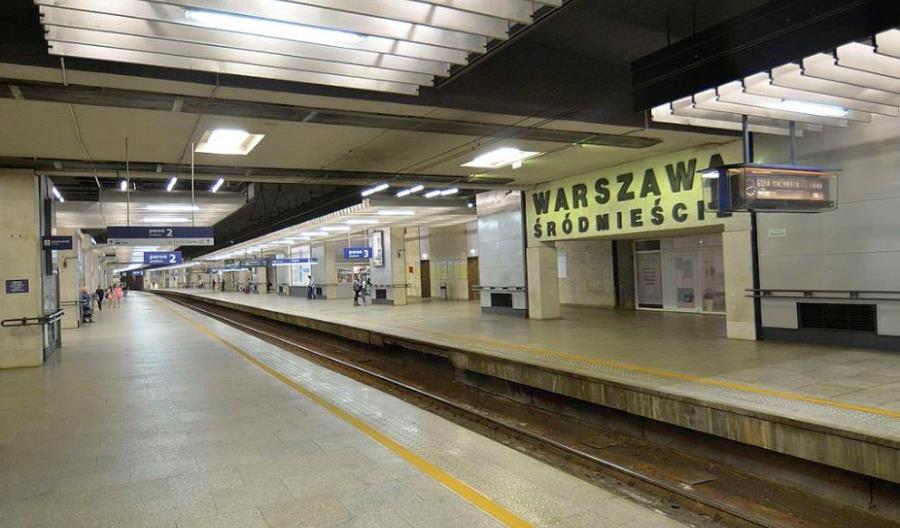 Na dworcu Warszawa Śródmieście urodziło się dziecko Na dworcu Warszawa Śródmieście urodziło się dziecko