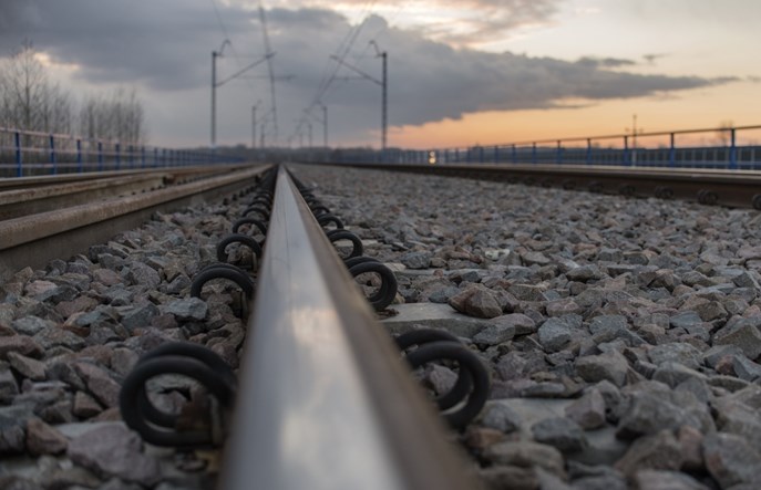 18 kilometrów linii kolejowej Poznań – Szczecin z wykonawcą modernizacji