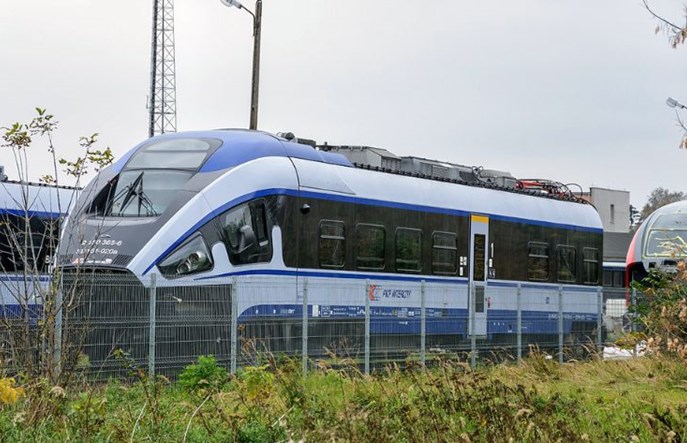 Ezety intercity miesiącami czekają na naprawę